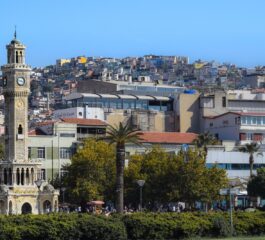 Descubra a fascinante história e cultura de Izmir: a vibrante cidade também conhecida como Esmirna